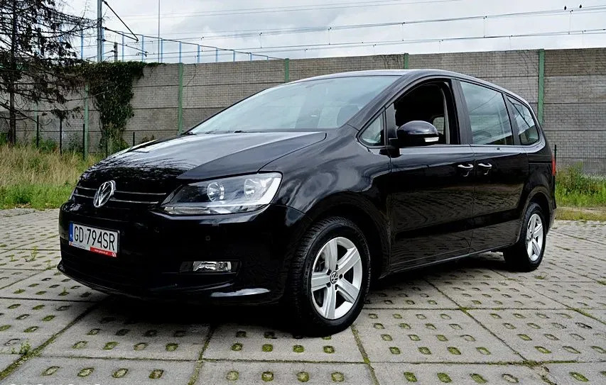 pomorskie Volkswagen Sharan cena 44900 przebieg: 203000, rok produkcji 2013 z Niemodlin